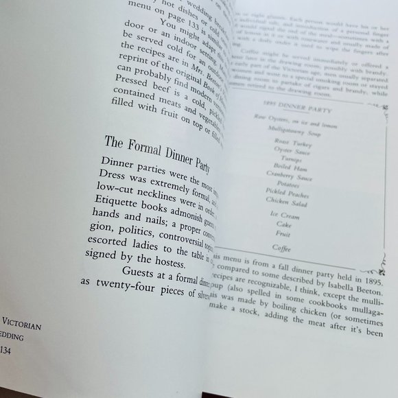 Your Victorian Wedding Georgene Muller Lockwood Illustrated Hardcover Book 1992 - Picture 4 of 7